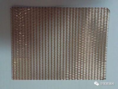 金屬玻璃 現(xiàn)代廚房的隱形守護(hù)者